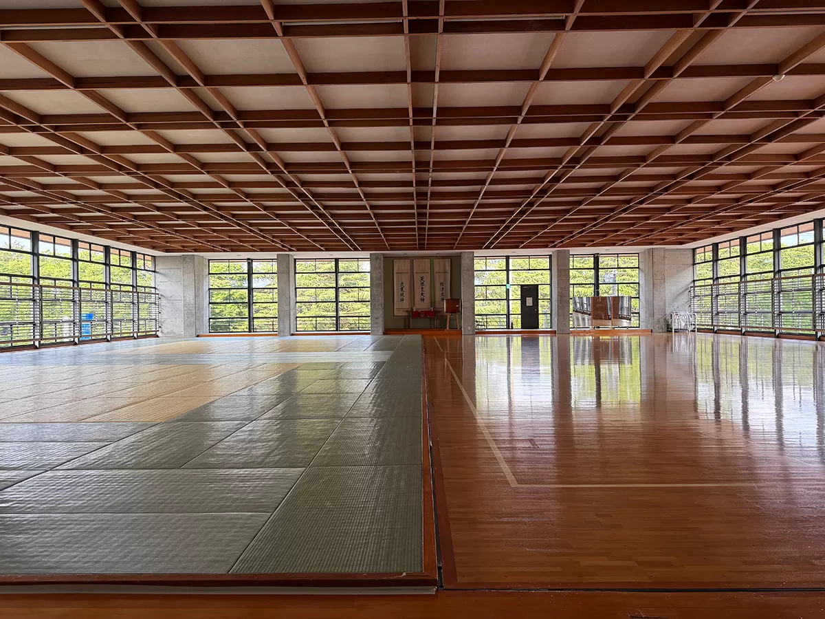 米沢市営武道館の神前