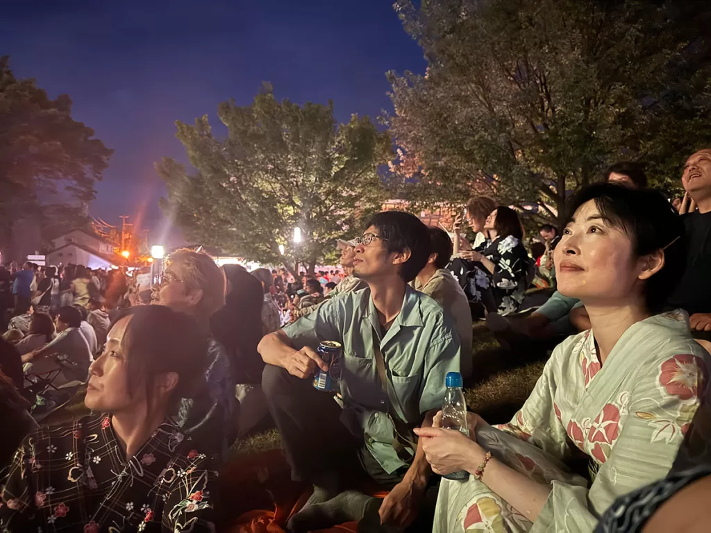 上杉神社米沢納涼水上花火大会
